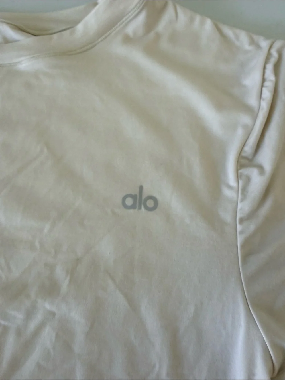 ALO Yoga Short Sleeve Crew Tee small